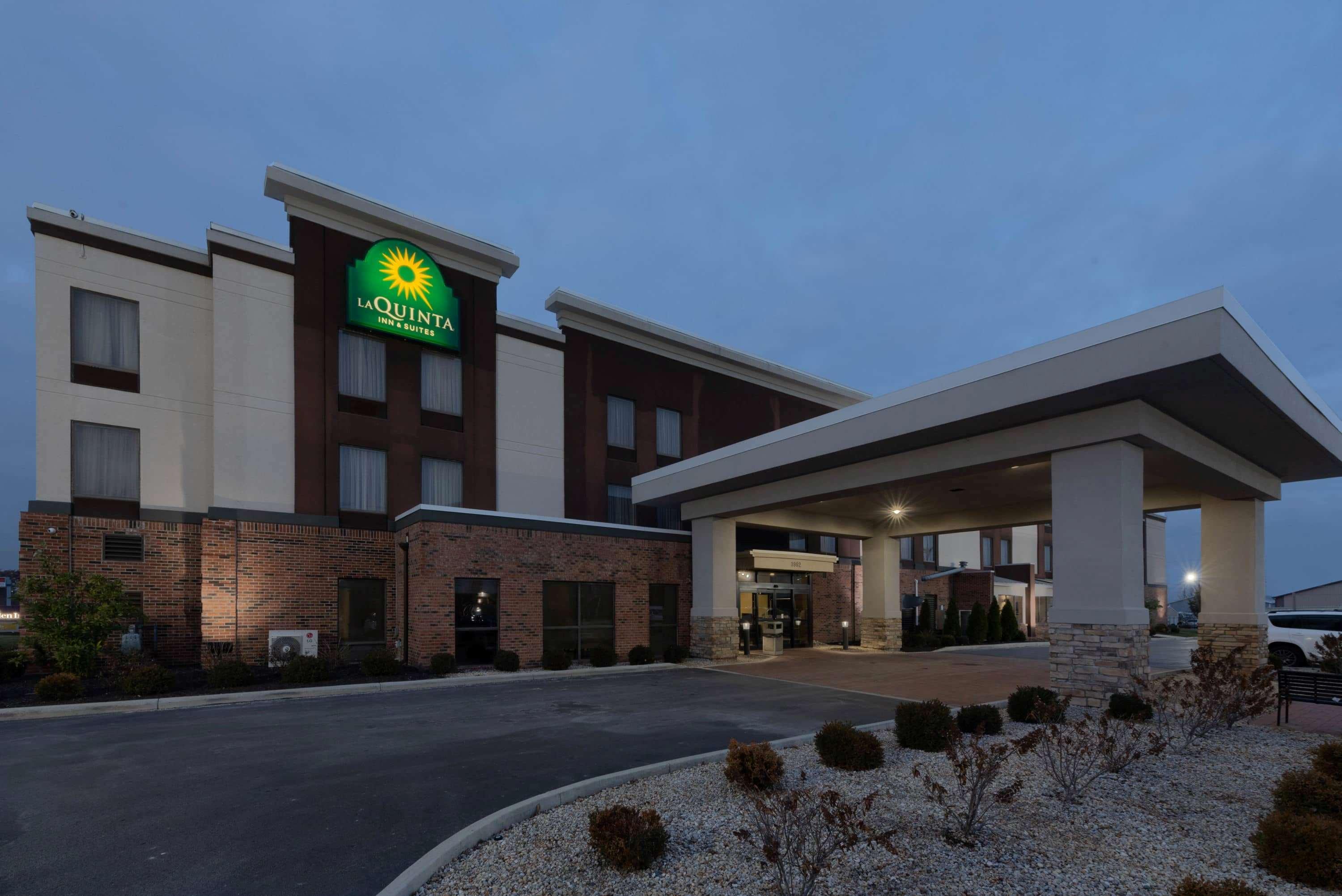 La Quinta By Wyndham Columbus - Grove City Hotel Exterior photo